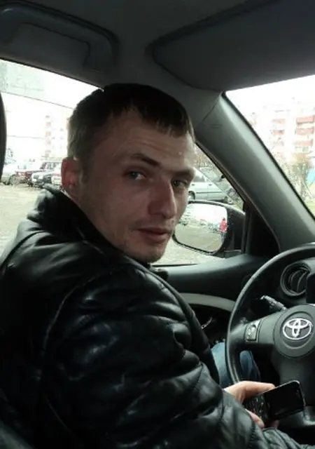 Я Алекс, 46, знакомлюсь на одну ночь в Шарыпове