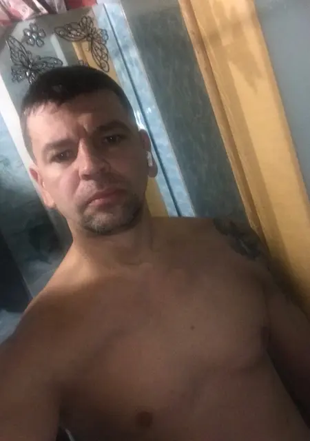 Я Дима, 42, из Домодедова, ищу знакомство для открытые отношения