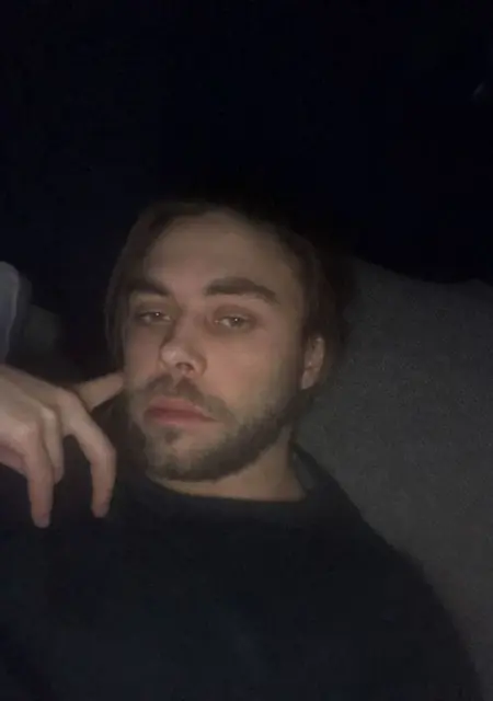 Erik из Стокгольма, мне 22, познакомлюсь