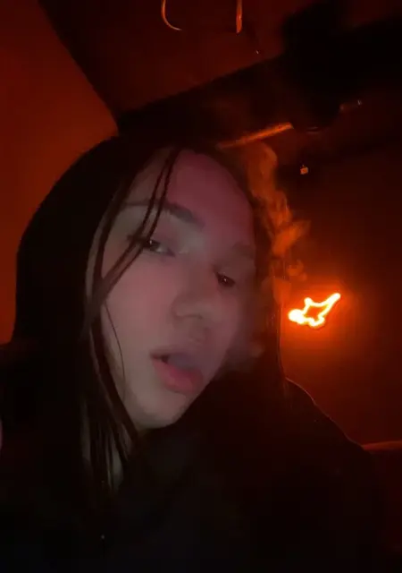 Карина из Ярославля, мне 22, познакомлюсь для дружбы