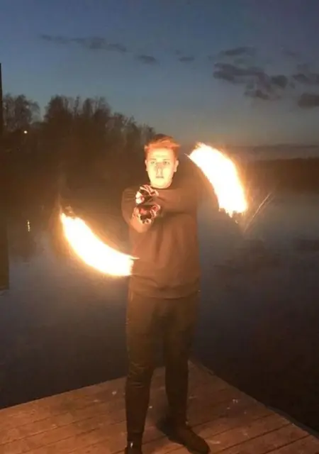 Я Andrzej, 21, из Варшавы, ищу знакомство