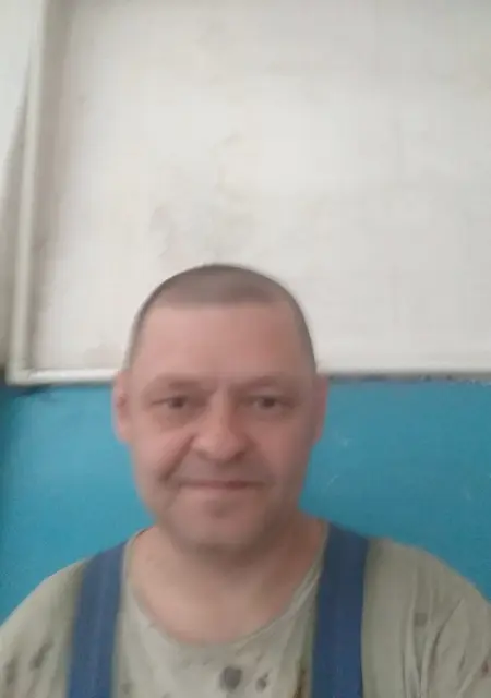 Андрей из Омска, ищу на сайте знакомства без обязательств