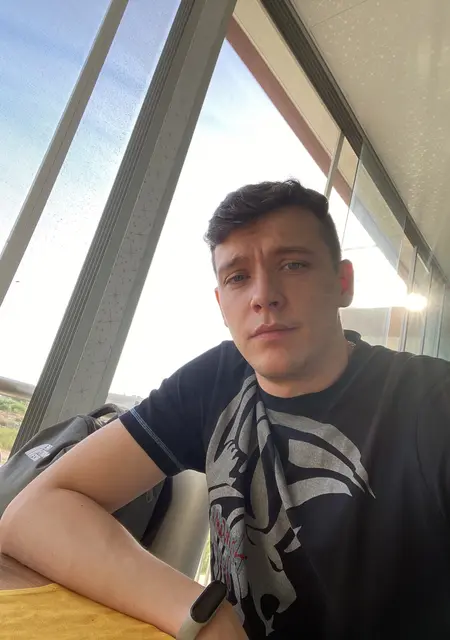 Я Vlad, 30, знакомлюсь на одну ночь в Самаре