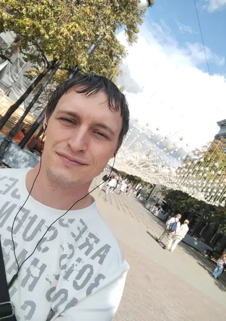 Максим из Копейска, ищу на сайте знакомства на одну ночь