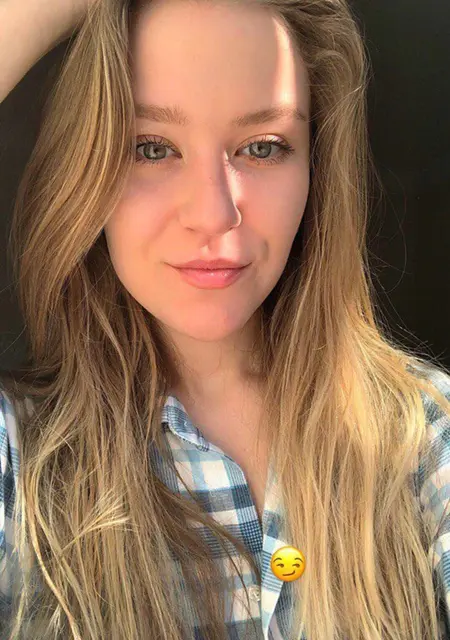 Катя из Калининграда, ищу на сайте дружбу