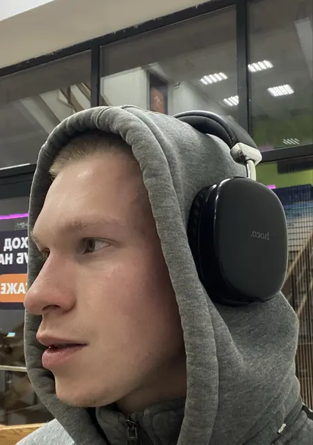 Я Максимилиан, 22, знакомлюсь для приятного времяпровождения в Перми