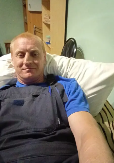 Иван из Большого Камня, мне 39, познакомлюсь на одну ночь