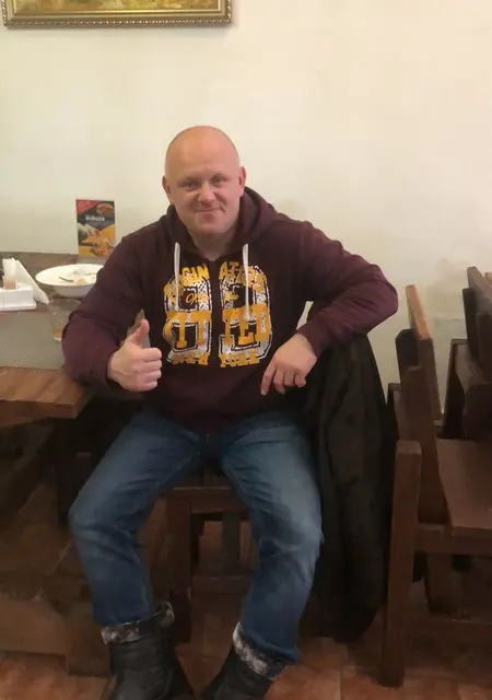 Я Дима, 48, из Туймаз, ищу знакомства без обязательств