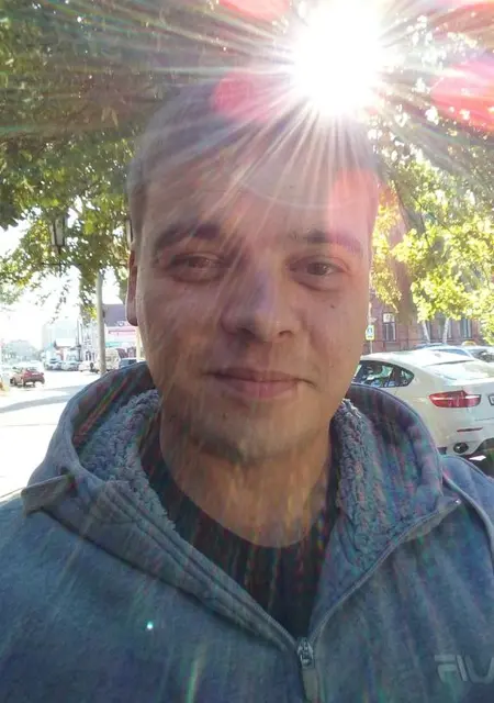 Я Александр, 35, из Нефтегорска, ищу знакомства без обязательств