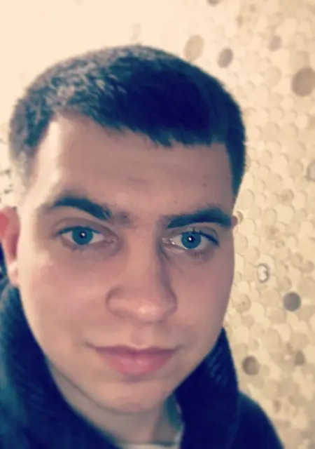 Никита из Балтийска, ищу на сайте постоянные отношения