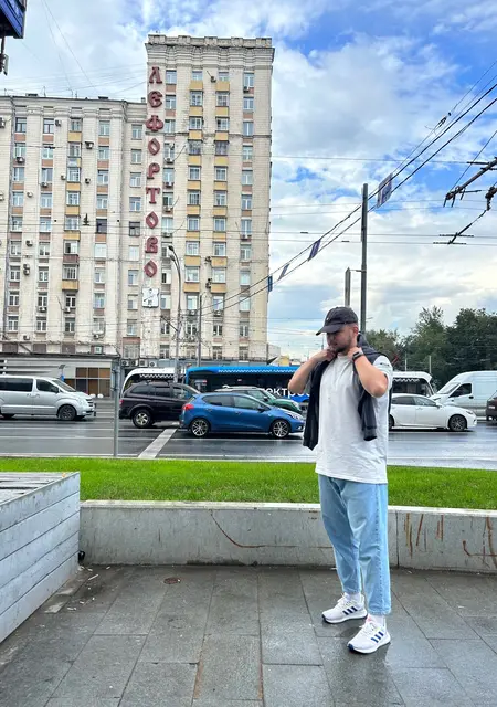 Артём из Раменского, мне 24, познакомлюсь для открытые отношения