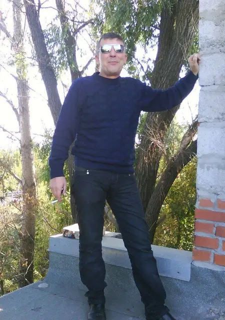 Геннадий из Славянска, ищу на сайте знакомства без обязательств