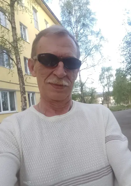 Максим из Кандалакши, мне 63, познакомлюсь без обязательств