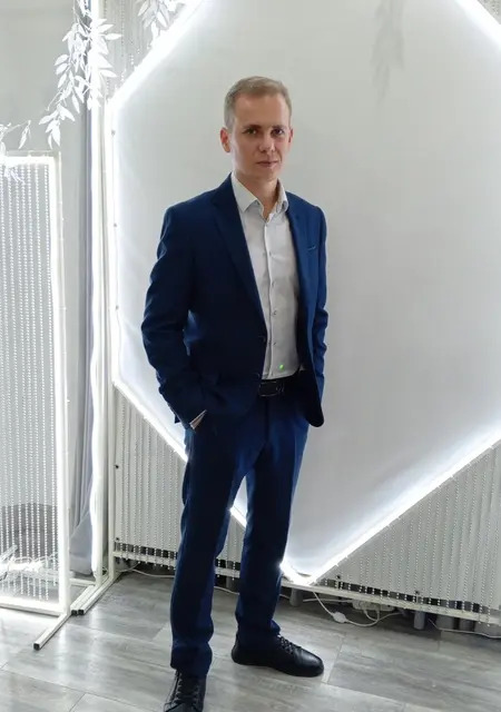 Я Владимир, 29, из Оренбурга, ищу знакомство для приятного времяпровождения