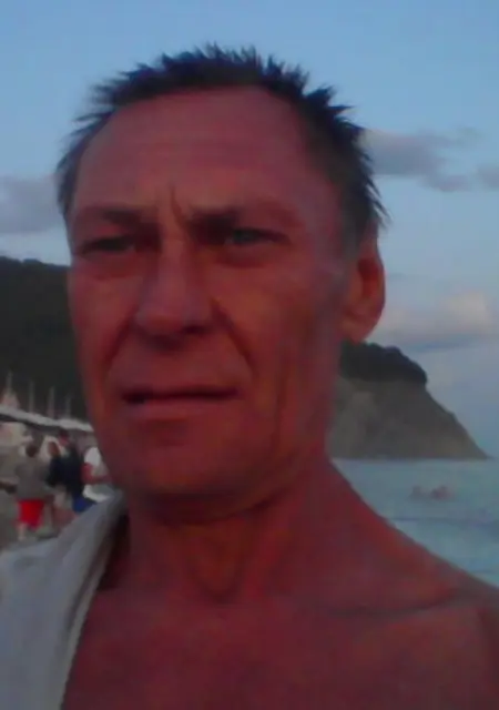 Я Виктор, 59, знакомлюсь на одну ночь в Саратове