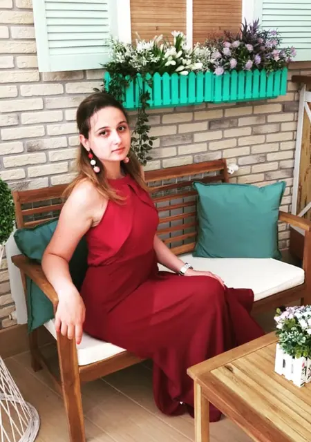 Я Ольга, 30, из Таганрога, ищу знакомство для дружбы