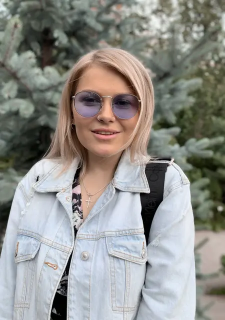 Даша из Санкт-Петербурга, ищу на сайте знакомства без обязательств