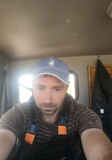 Роман из Котласа, ищу на сайте приятное времяпровождение