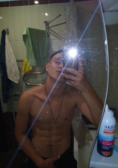 Я Серёжа, 20, знакомлюсь для постоянных отношений в Великом Новгороде