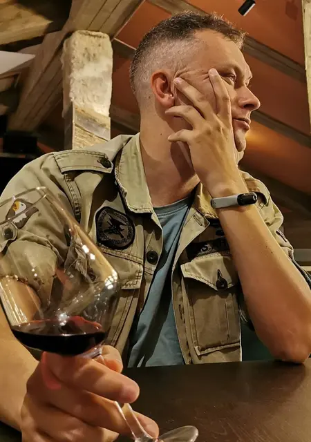 Царевич из Новотроицка, ищу на сайте знакомства на одну ночь