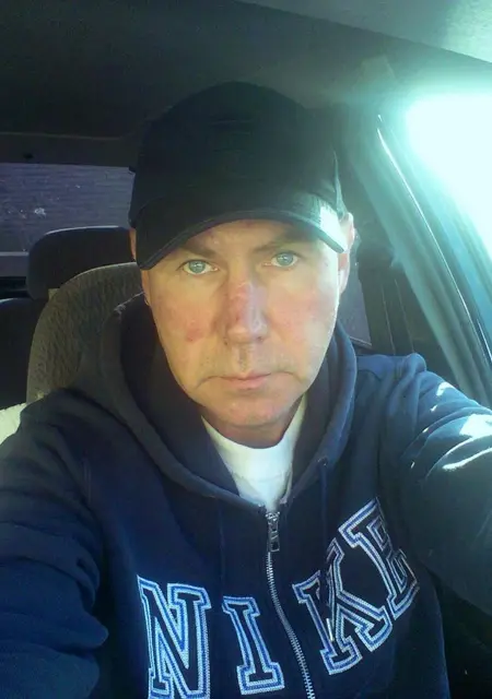 Эдуард из Нижнего Новгорода, мне 55, познакомлюсь без обязательств